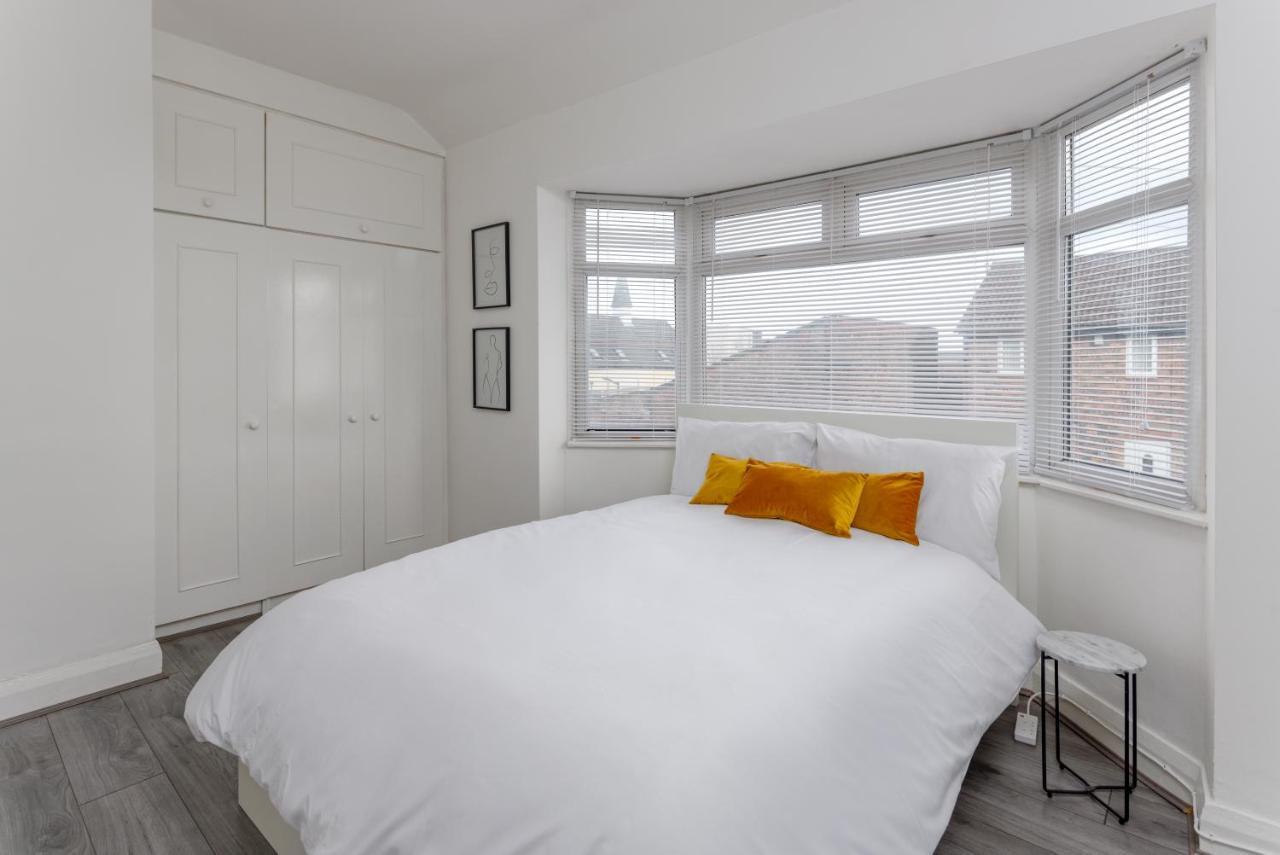The Empress 2 Bed Terraced House Apartment ลิเวอร์พูล ภายนอก รูปภาพ